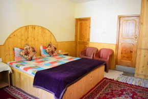 Snowball home stay
